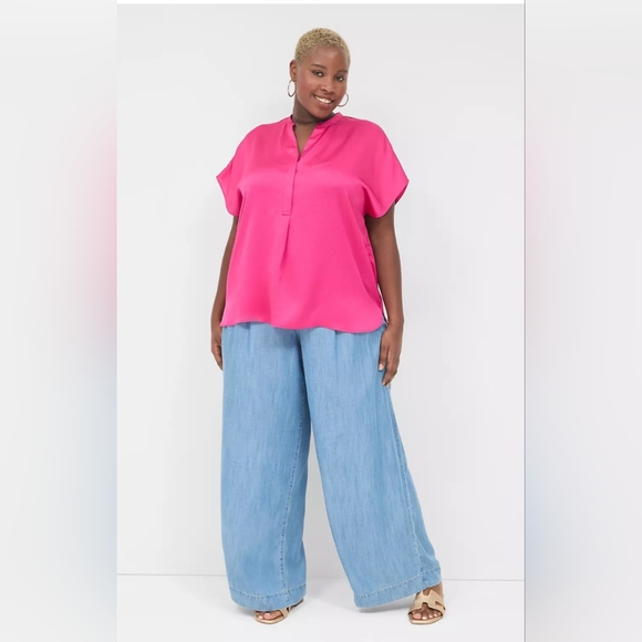 Lane Bryant Relaxed Split Neck Blouse *NWT* - Picture 1 of 5